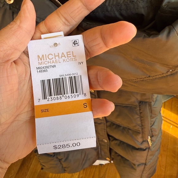 Michael Kors Size S Missy 3/4 Down Faux Fur Trim Jacket - Picture 7 of 7